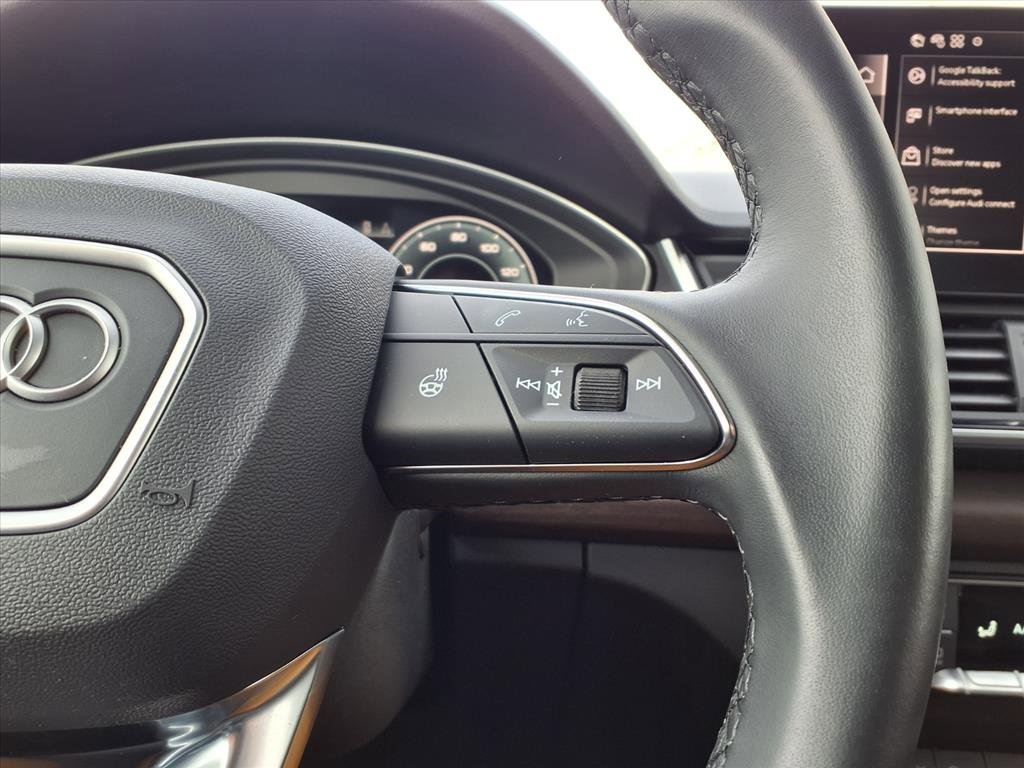 Used 2025 Audi Q5 2.0T Premium Plus w/ Premium Plus Package image 14