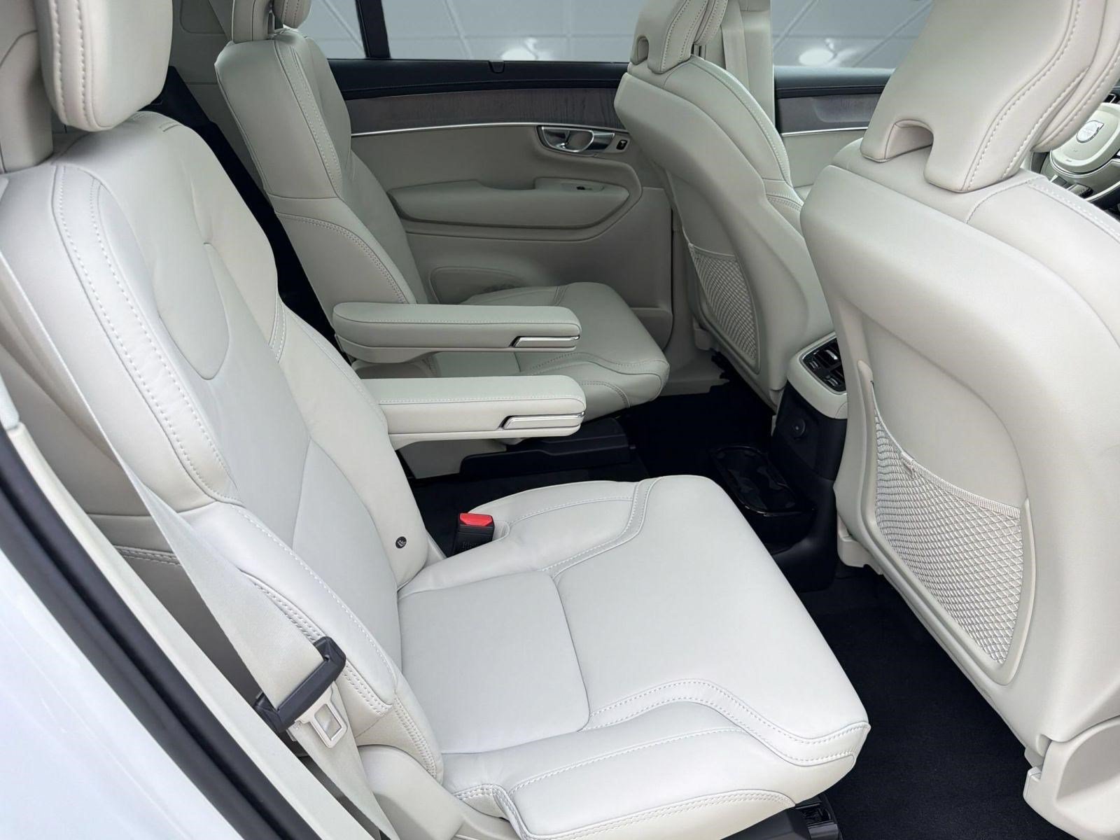 Used 2026 Volvo XC90 T8 Ultra w/ Protection Package Premier AWD/4WD image 29