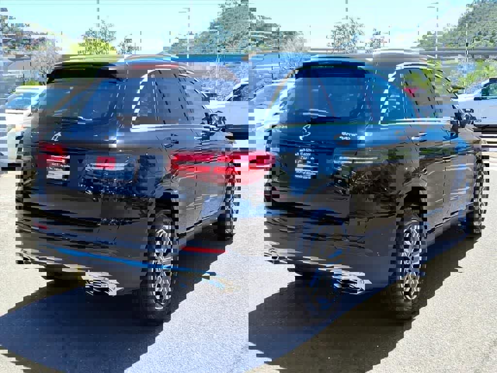 Used 2019 Mercedes-Benz GLC 350e 4MATIC image 4