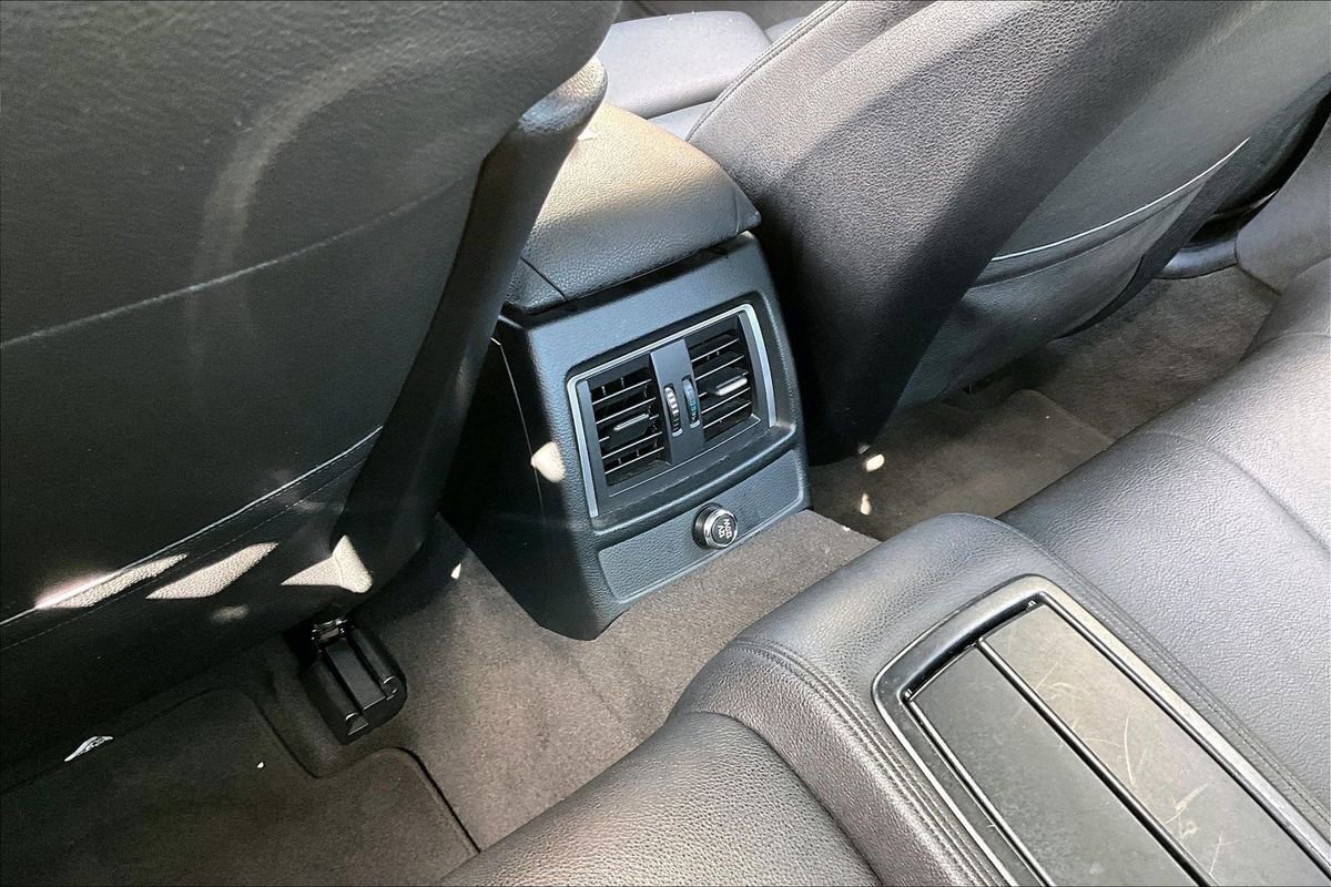 Used 2017 BMW 430i Convertible image 10