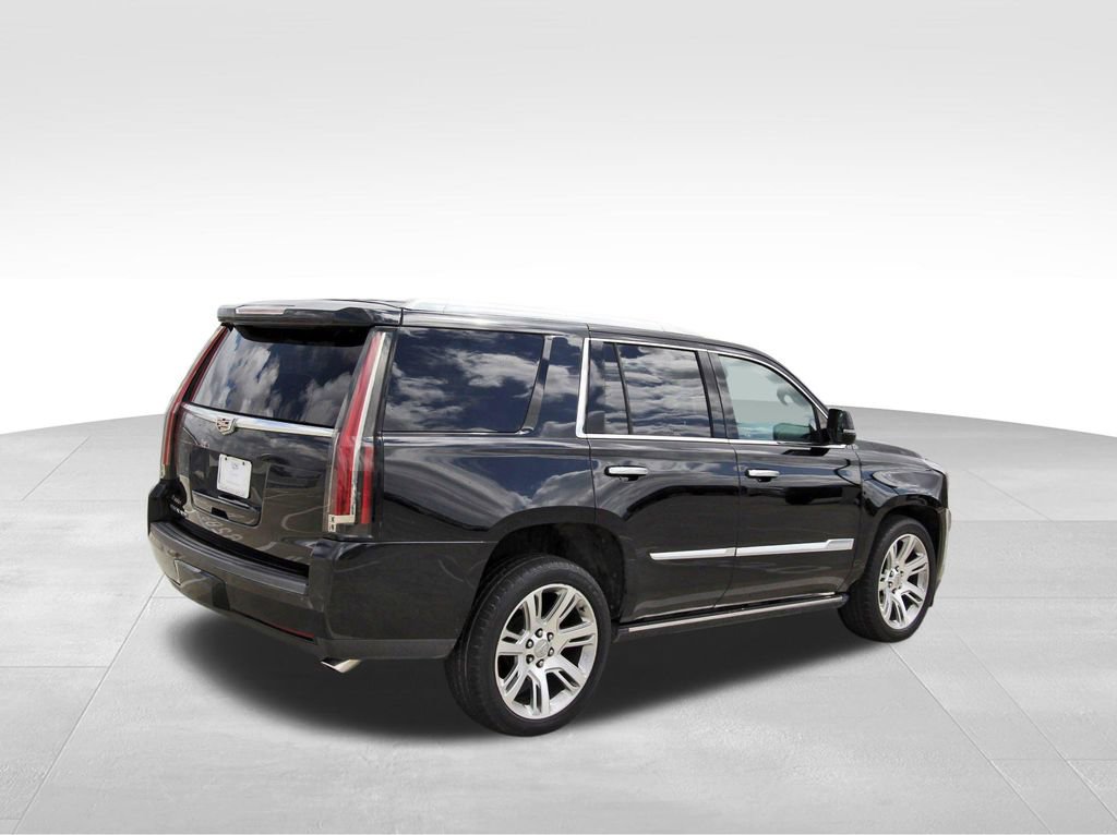 Used 2016 Cadillac Escalade Premium image 4