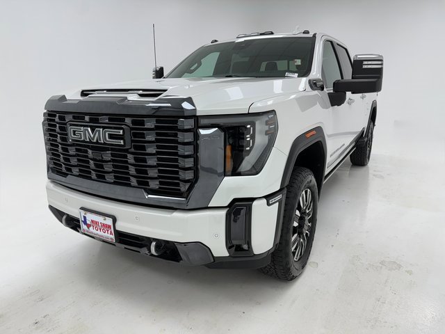 Used 2024 GMC Sierra 2500 Denali Ultimate w/ Max Trailering Package image 4