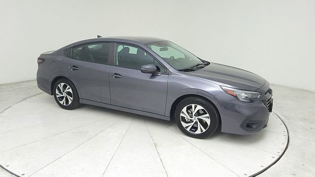 Used 2023 Subaru Legacy Premium image 3