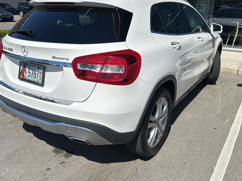 Used 2019 Mercedes-Benz GLA 250 4MATIC image 7