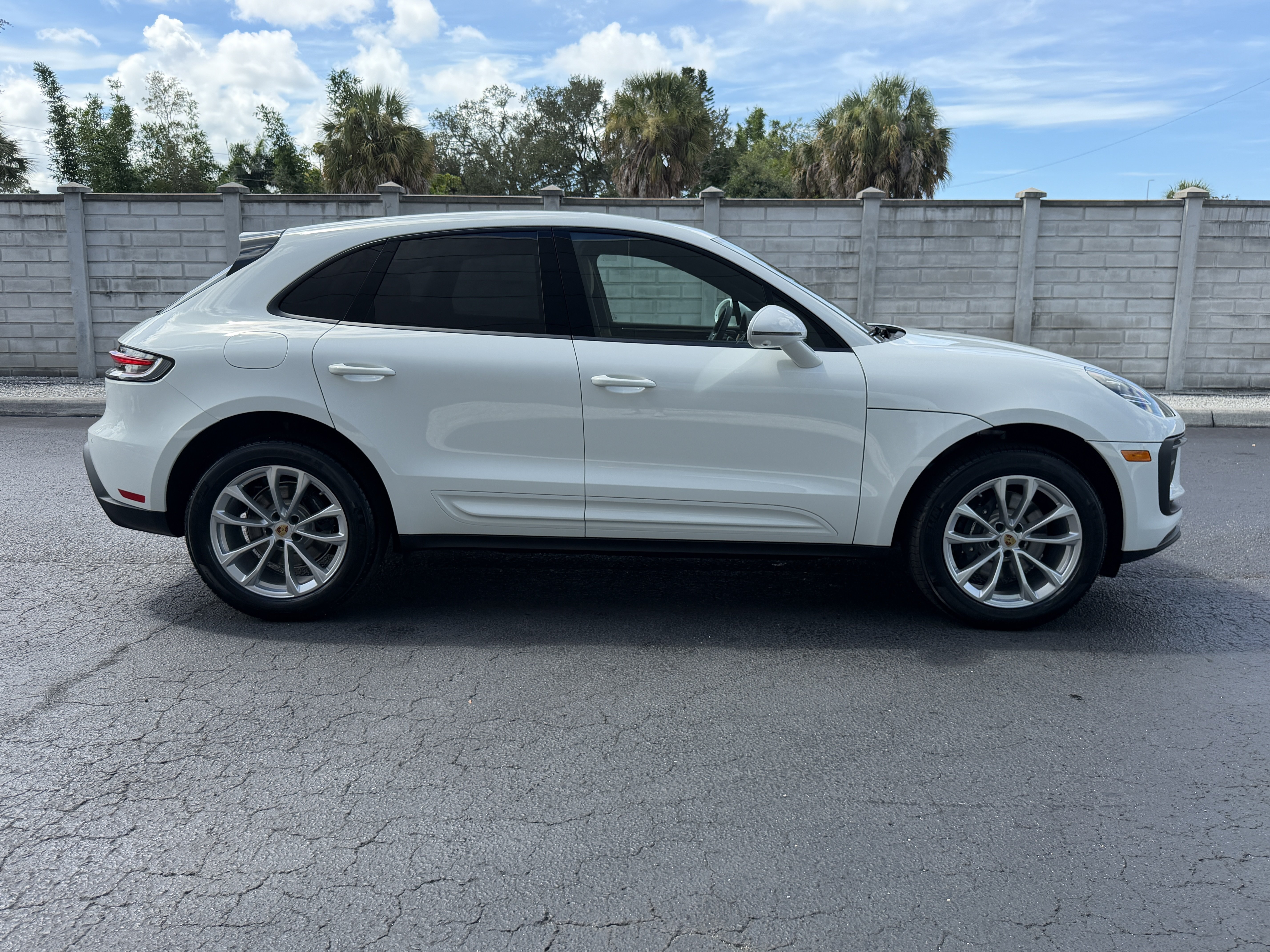 New 2026 Porsche Macan AWD/4WD image 46