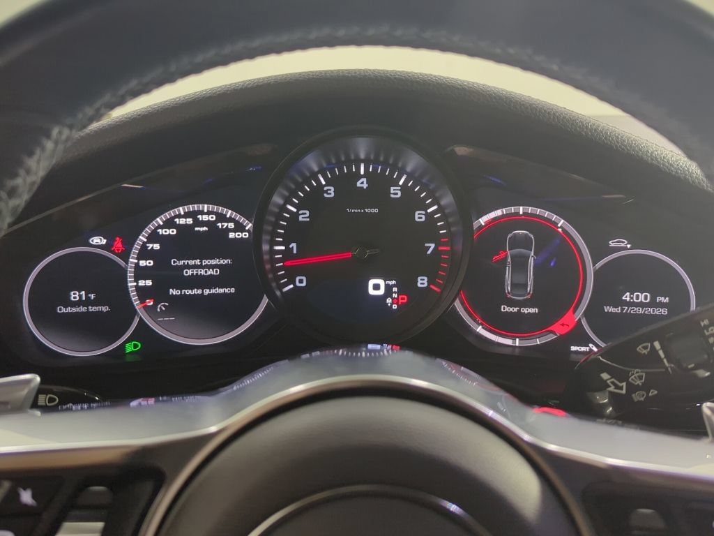 Used 2017 Porsche Panamera 4 AWD/4WD image 27