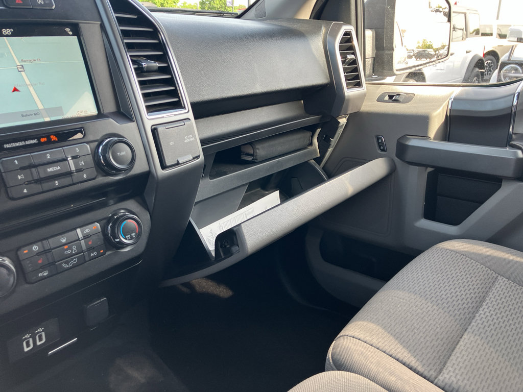 Used 2018 Ford F150 XLT w/ Equipment Group 302A Luxury AWD/4WD image 25