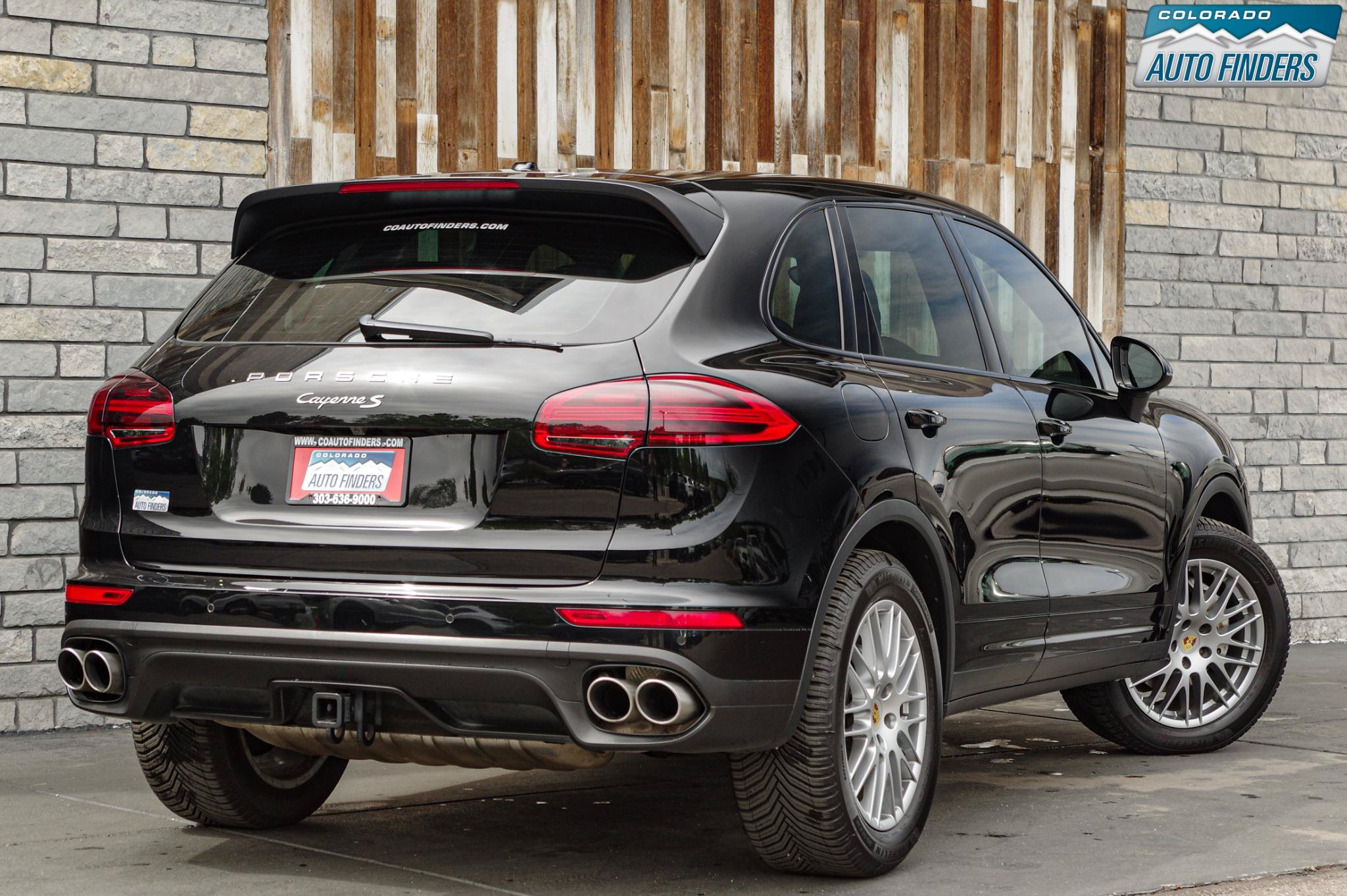 Used 2017 Porsche Cayenne S AWD/4WD image 7