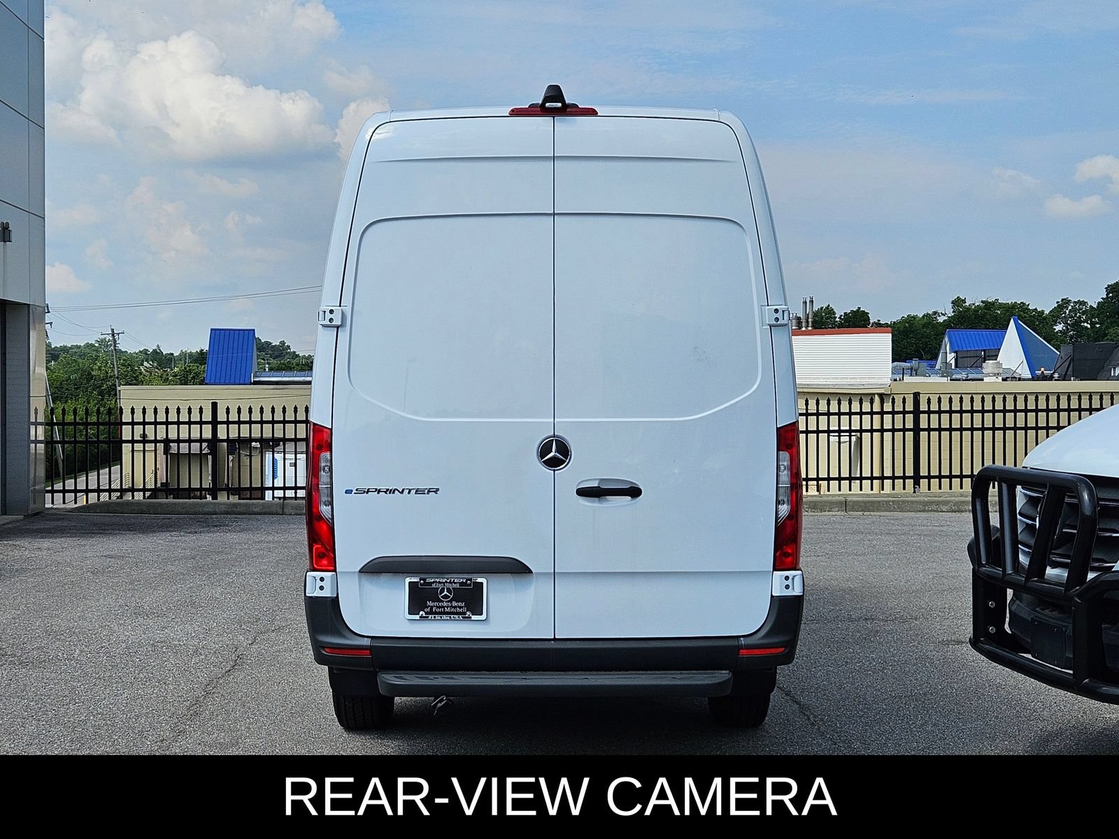New 2025 Mercedes-Benz eSprinter 170 Cargo image 7