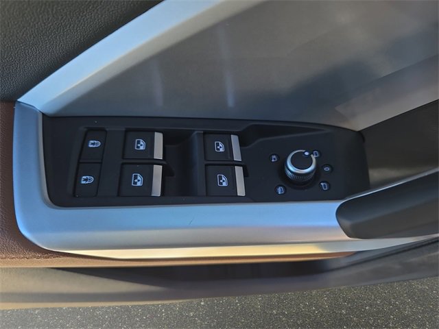 Used 2025 Audi Q3 2.0T Premium w/ Convenience Package image 31