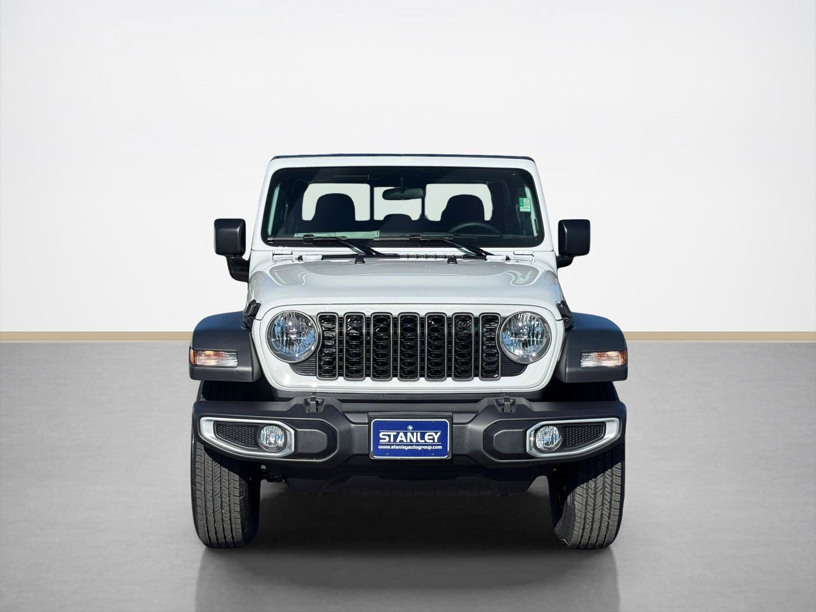 New 2026 Jeep Gladiator Sport image 2