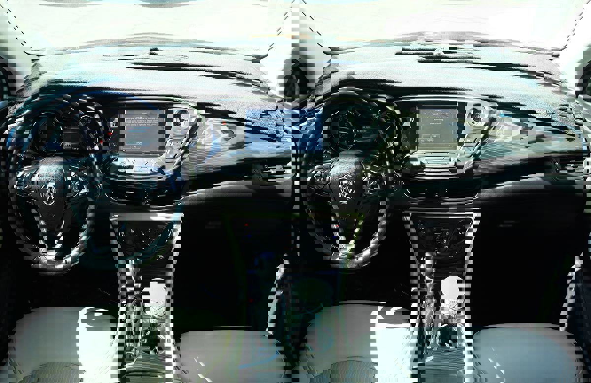 Used 2020 Buick Envision Preferred w/ LPO, Active Package image 33