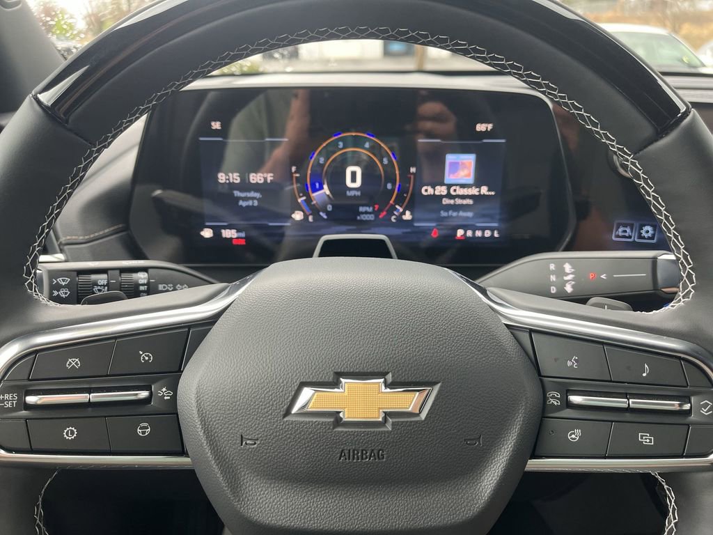 New 2025 Chevrolet Traverse High Country image 13