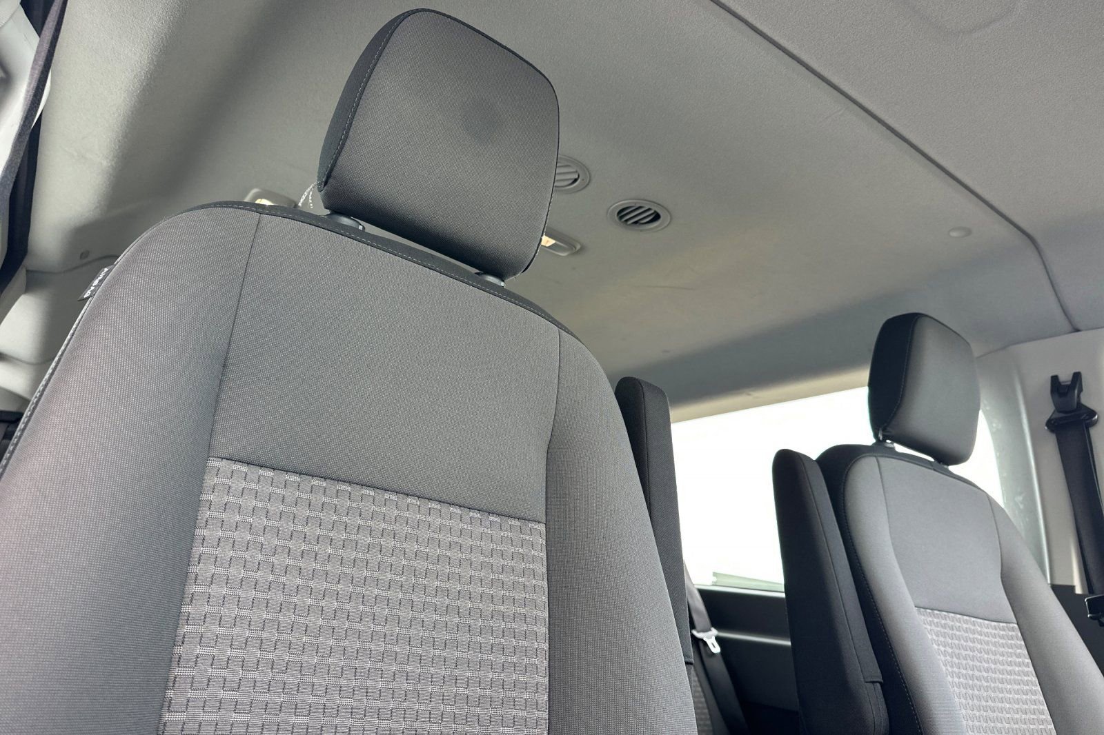 Used 2023 Ford Transit 350 XLT image 18