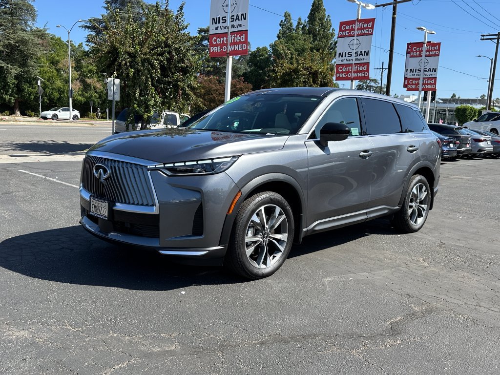 Used 2026 INFINITI QX60 Pure w/ Cargo Package AWD/4WD image 2