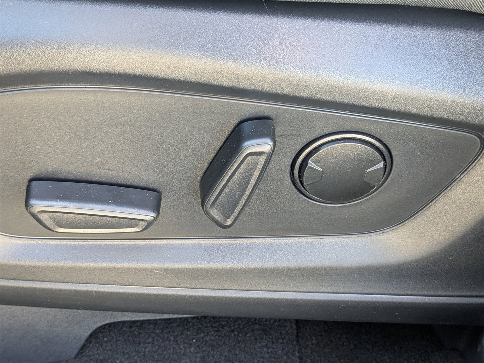 New 2026 Ford Explorer Active image 21