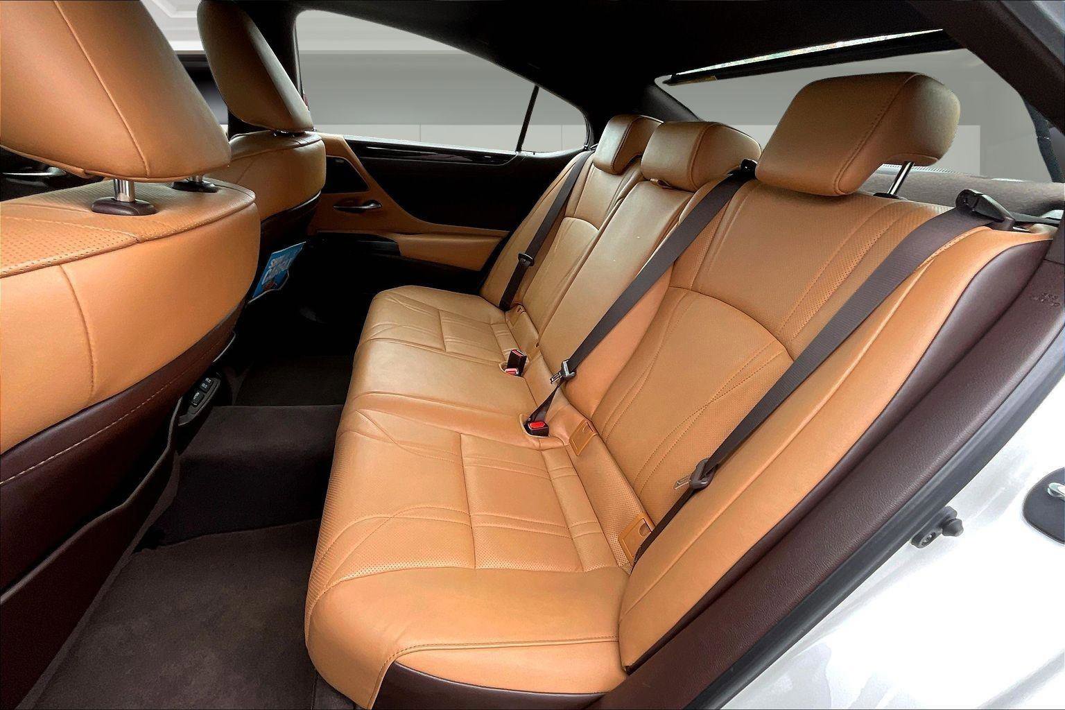 Used 2021 Lexus ES 250 w/ Luxury Package image 28