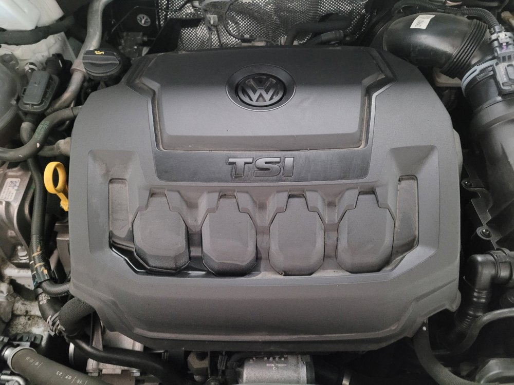 Used 2024 Volkswagen Tiguan SE image 30