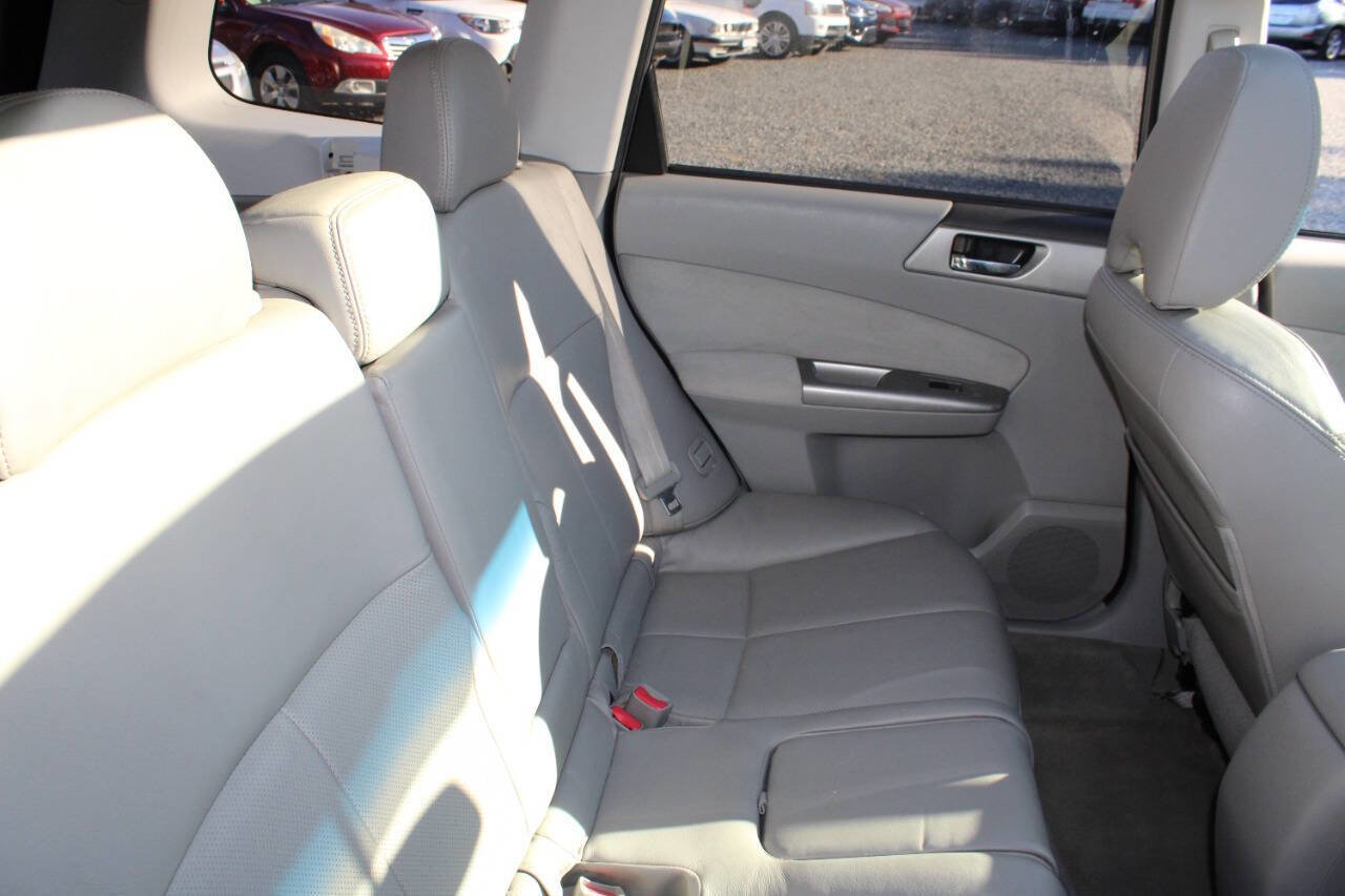 Used 2009 Subaru Forester 2.5X Limited image 17