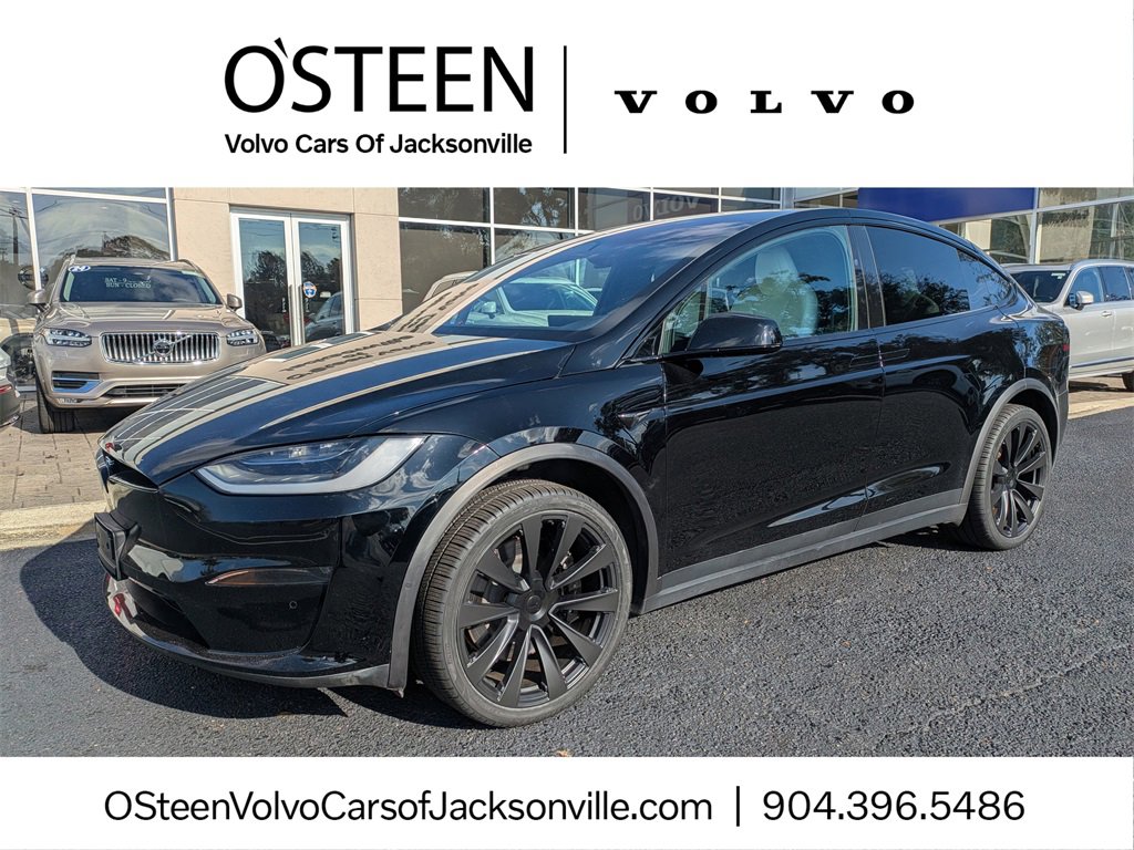 Used 2022 Tesla Model X Plaid image 1