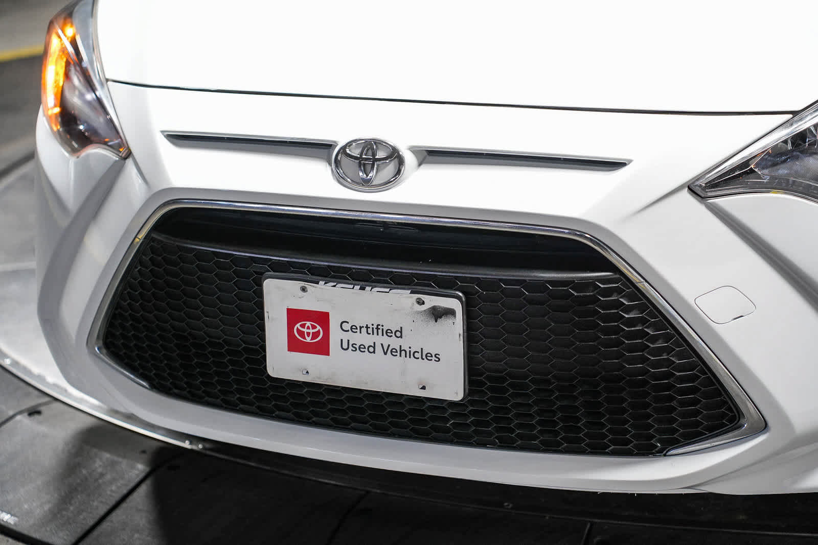 Certified 2019 Toyota Yaris L FWD image 12