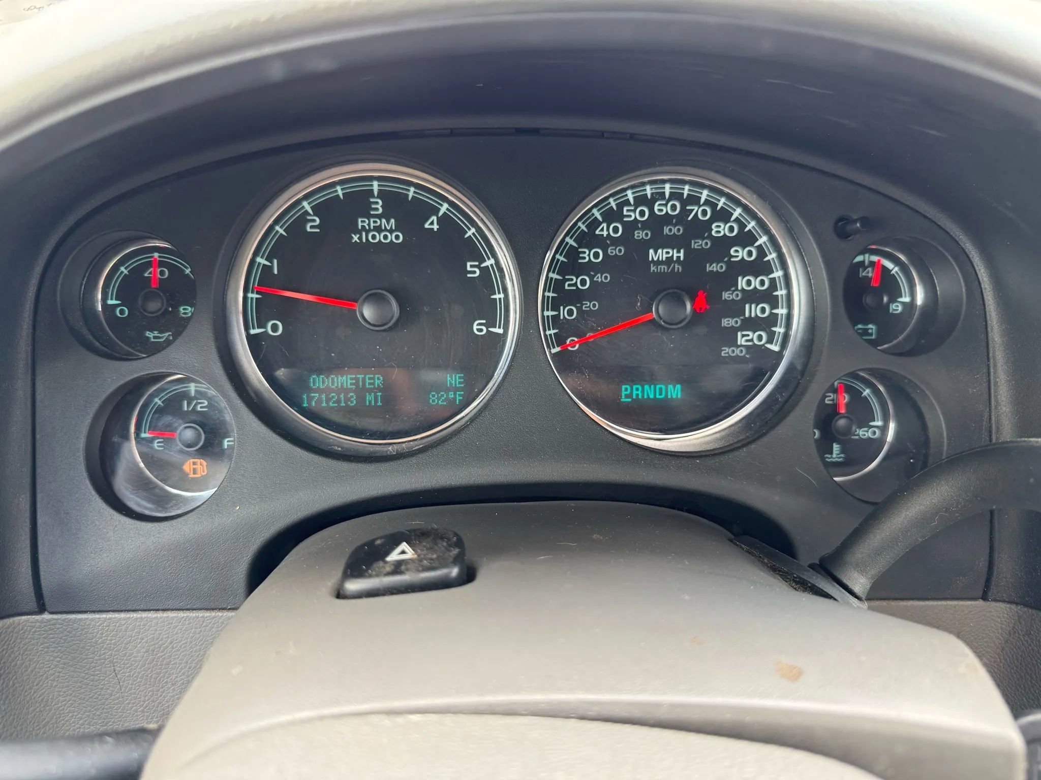 Used 2013 Chevrolet Suburban LT image 29