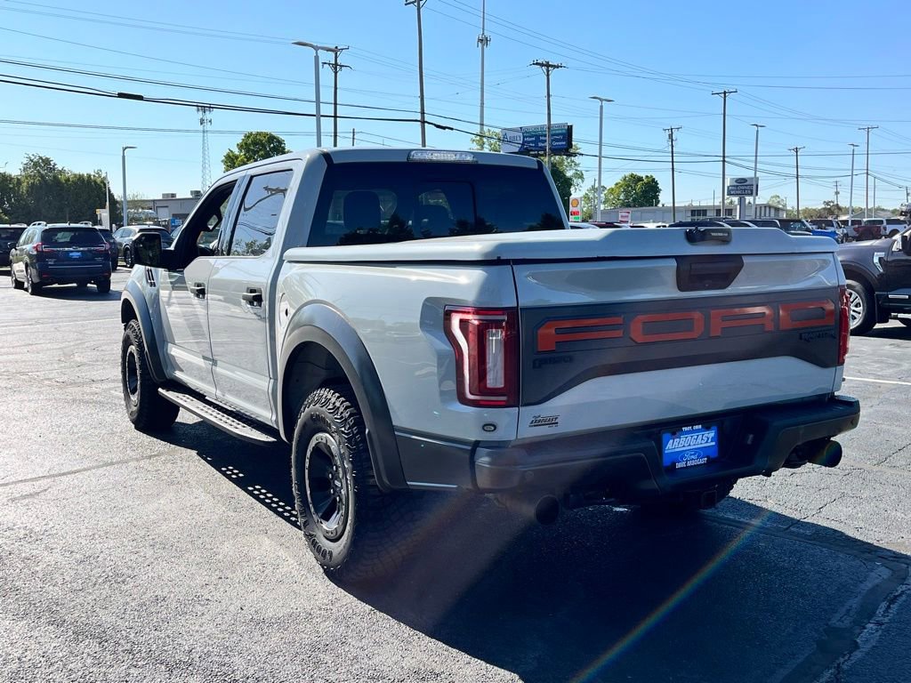 Used 2017 Ford F150 Raptor w/ Equipment Group 801A Mid AWD/4WD image 7