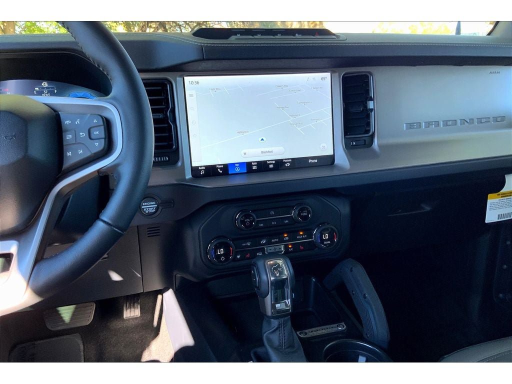 New 2025 Ford Bronco Outer Banks w/ Sasquatch Package AWD/4WD image 23