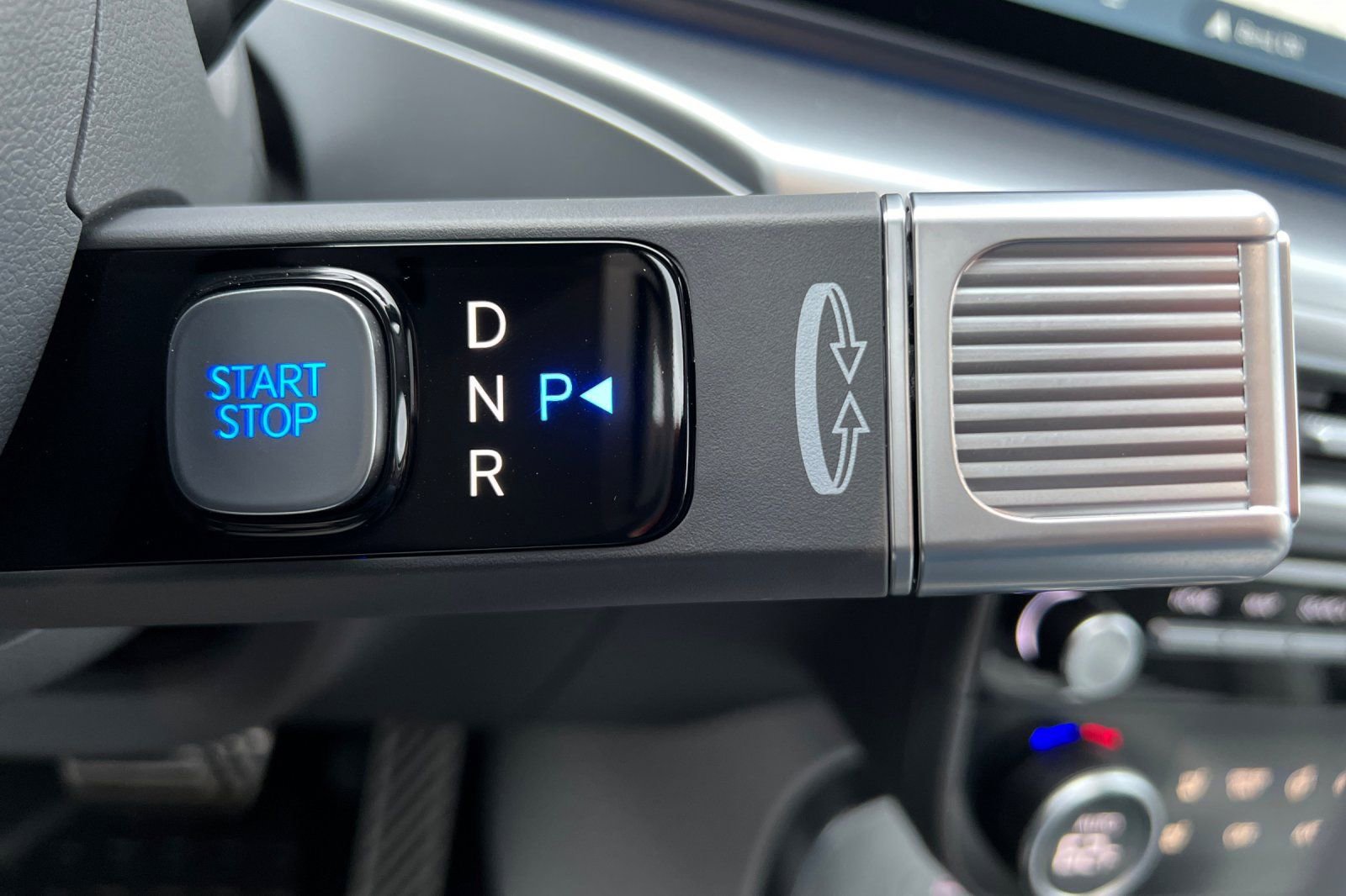 New 2026 Hyundai Ioniq 9 Calligraphy image 27