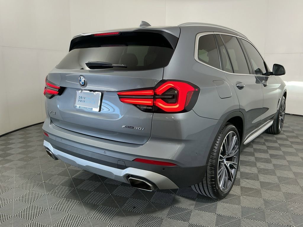 Certified 2024 BMW X3 xDrive30i w/ Premium Package image 5