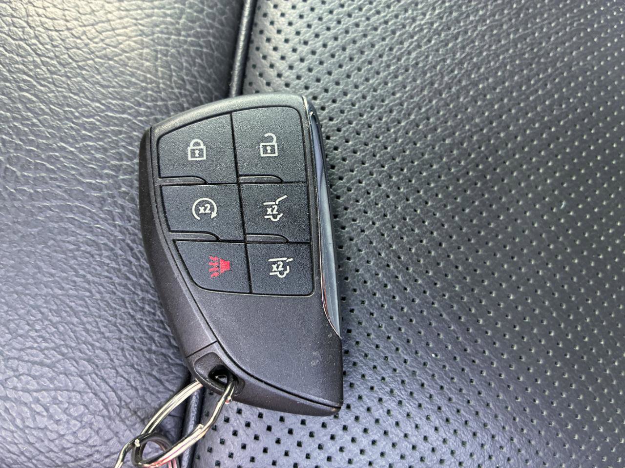 Used 2021 GMC Yukon XL Denali w/ Denali Premium Package image 39