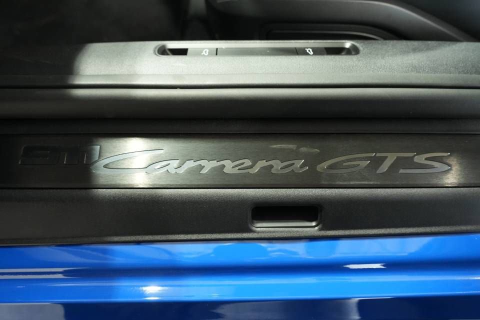 Used 2026 Porsche 911 Carrera GTS image 31
