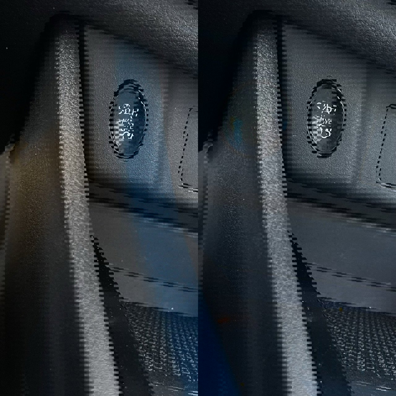 Used 2025 Nissan Rogue SV image 16