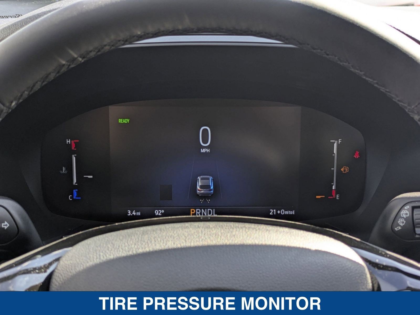 New 2025 Ford Escape SE image 29