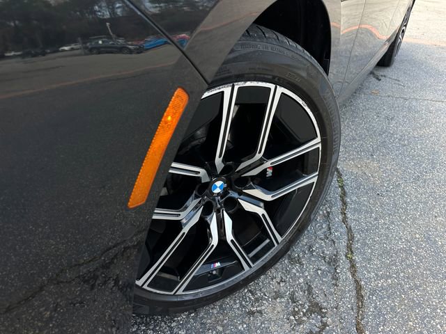 Used 2023 BMW 740i w/ Parking Assistance Package image 12