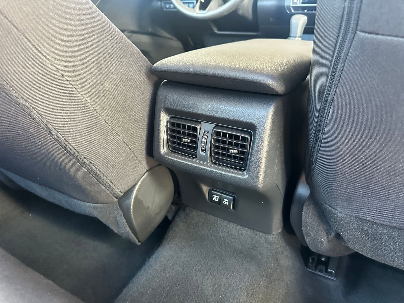 Used 2025 Toyota Camry LE image 23