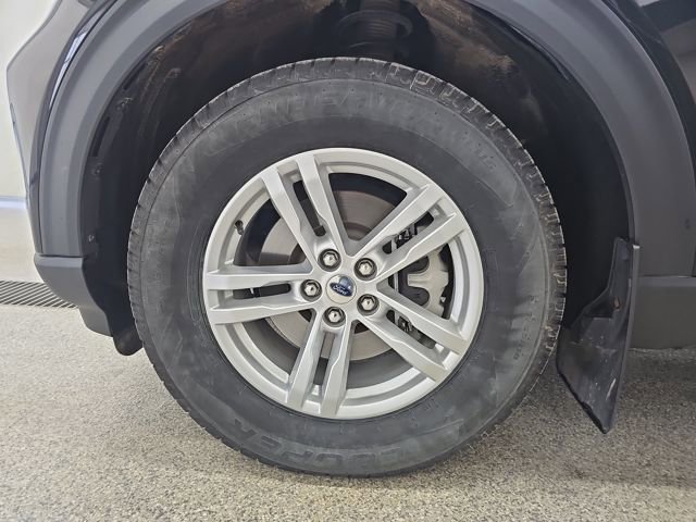 Used 2020 Ford Explorer XLT w/ Equipment Group 202A image 24
