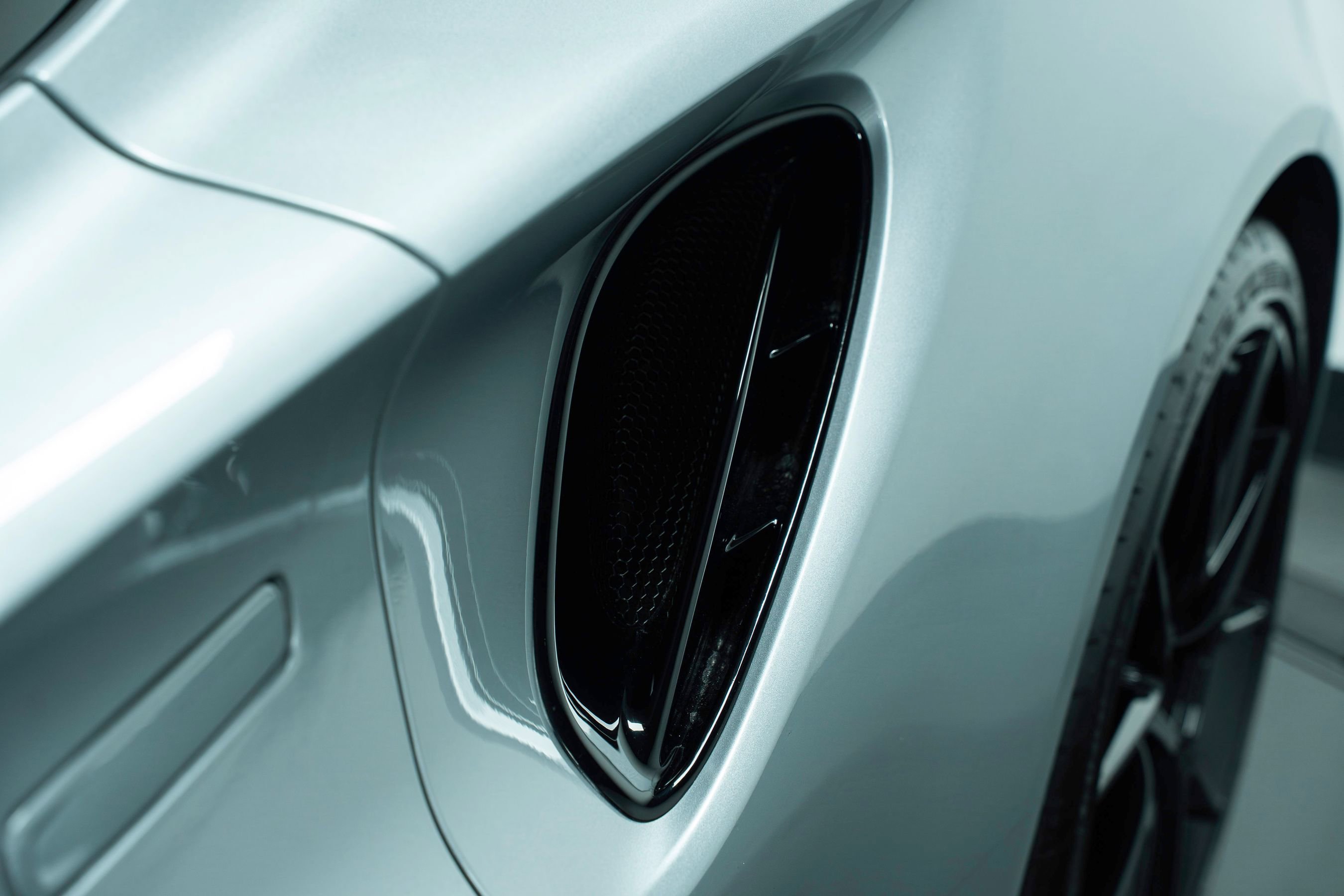 New 2026 Lotus Emira SE RWD image 11