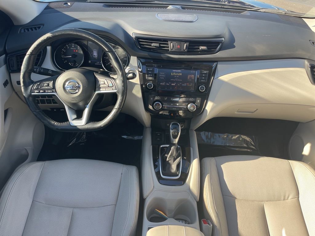 Used 2020 Nissan Rogue Sport SL w/ Premium Package FWD image 15