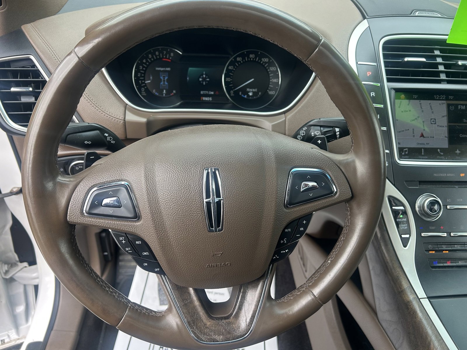 Used 2016 Lincoln MKX Reserve w/ Technology Package image 11