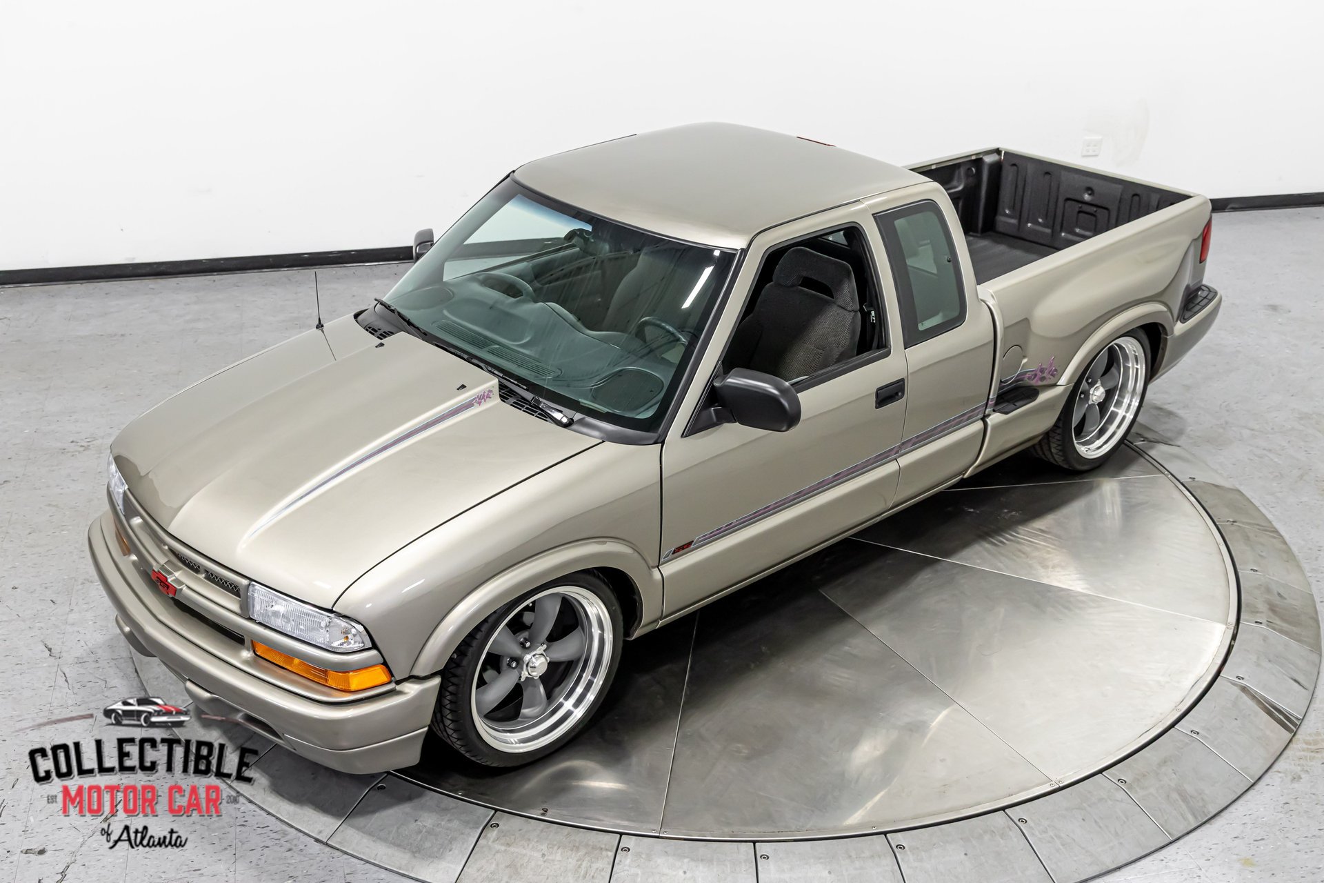 Used 2000 Chevrolet S10 Pickup LS w/ Preferred Equipment Group RWD image 31
