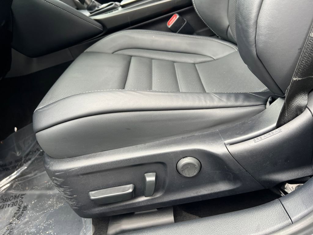 Certified 2023 Lexus IS 350 F Sport image 15