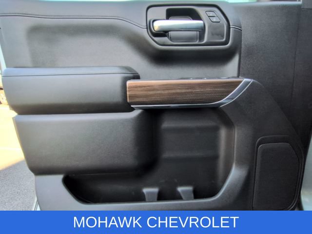 Used 2021 Chevrolet Silverado 1500 RST w/ Z71 Off-Road Package AWD/4WD image 22