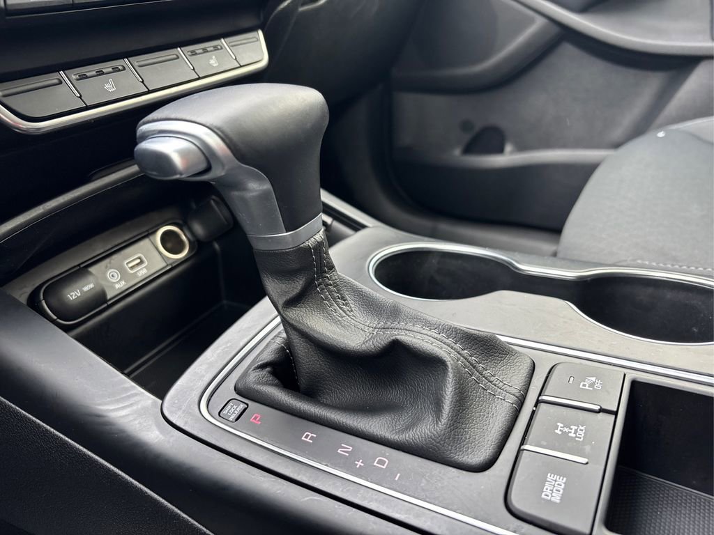 Used 2020 Kia Sorento LX w/ LX I4 Convenience Package image 26