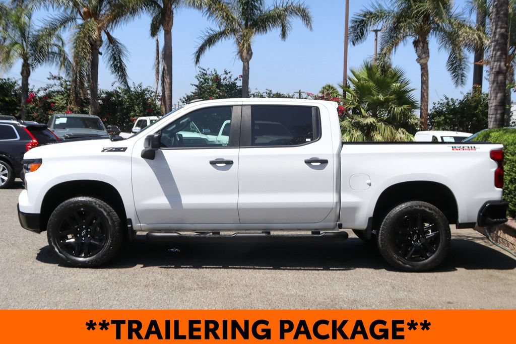 Used 2024 Chevrolet Silverado 1500 Custom Trail Boss w/ Turbomax Blackout Package AWD/4WD image 5