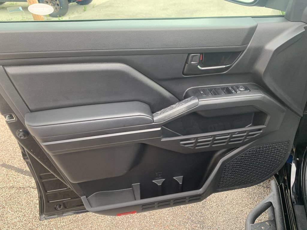 Used 2025 Toyota Tacoma SR w/ SR Upgrade Package RWD image 12