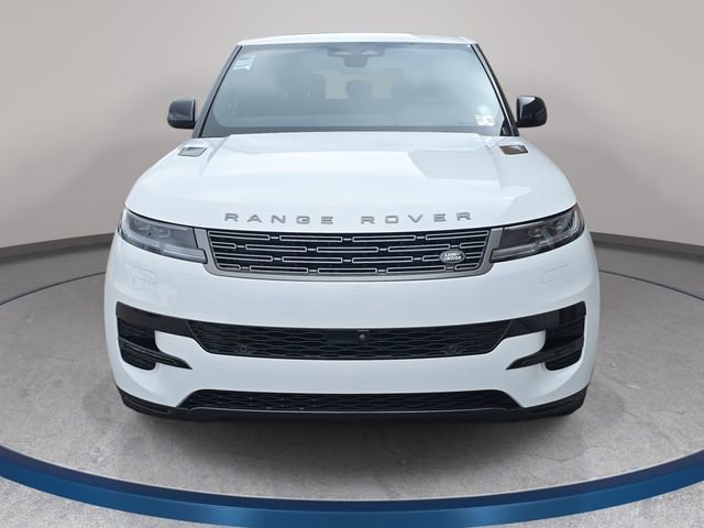Used 2025 Land Rover Range Rover Sport SE image 3