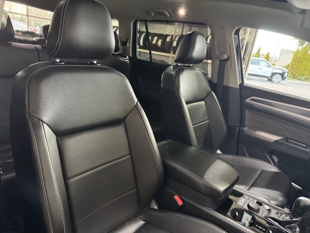 Used 2021 Volkswagen Atlas SEL R-Line image 30