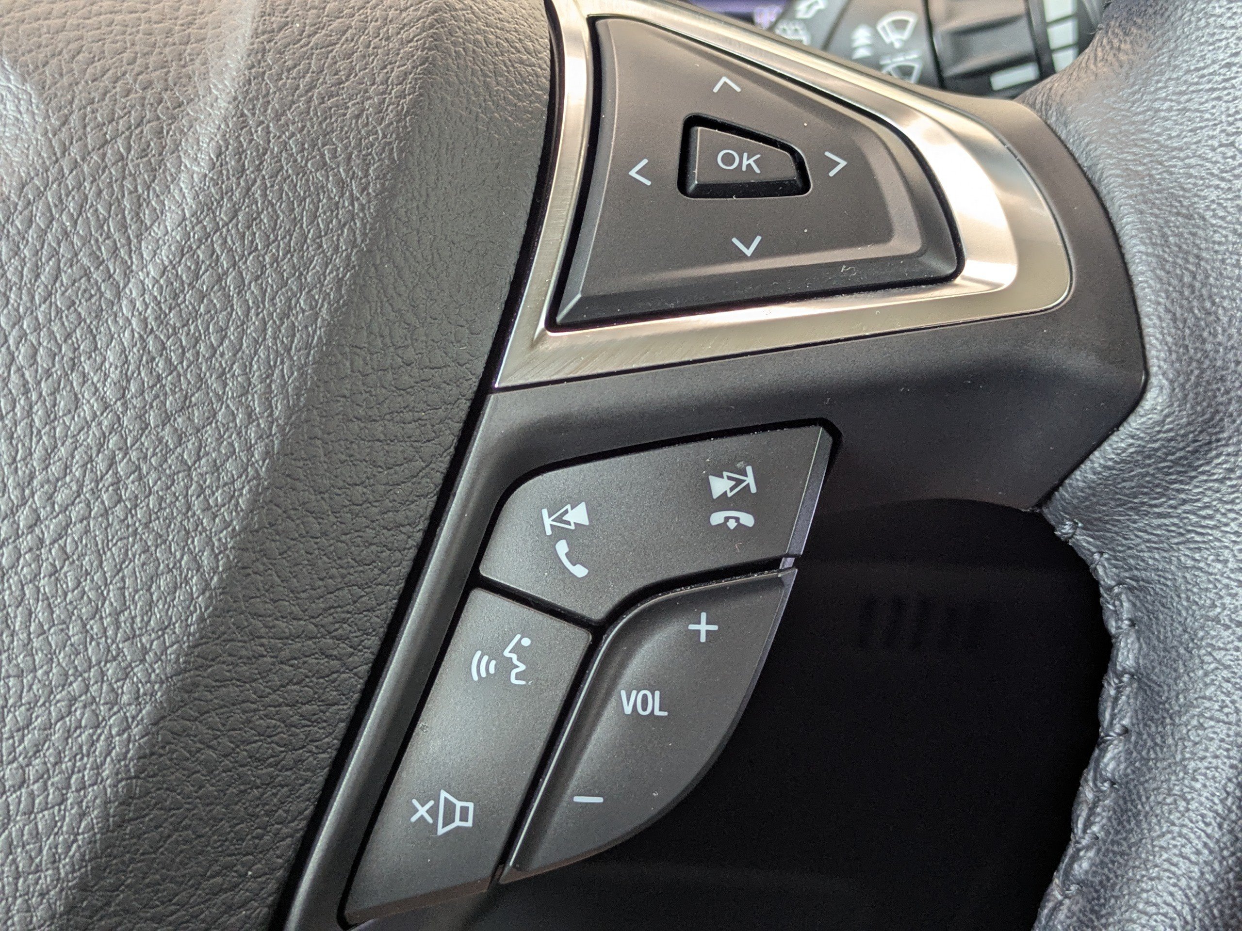 Certified 2023 Ford Edge SEL w/ Convenience Package AWD/4WD image 27
