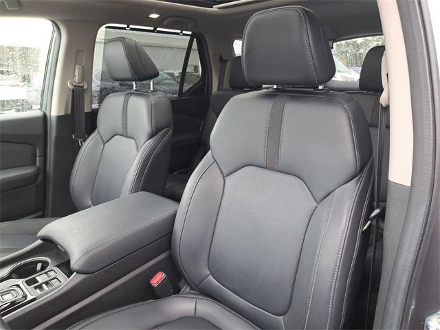 Certified 2024 Honda Pilot Touring image 18